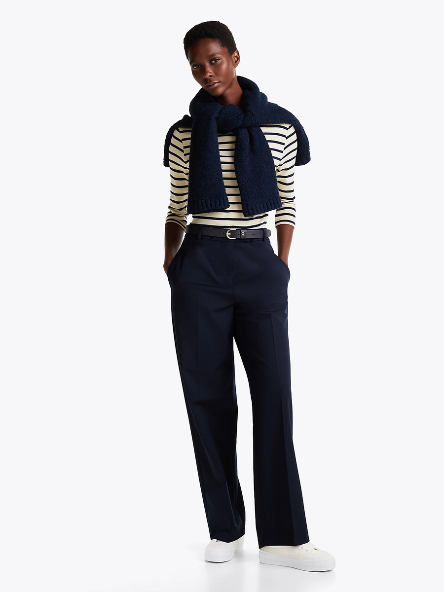 detail Tommy Hilfiger dámske krémové tenisky