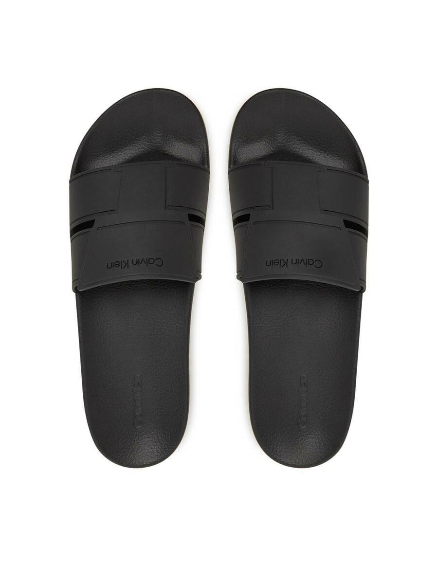 detail Calvin Klein pánske čierne šľapky