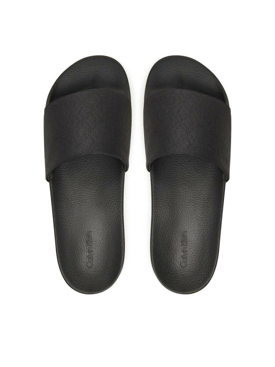 detail Calvin Klein pánske čierne šľapky