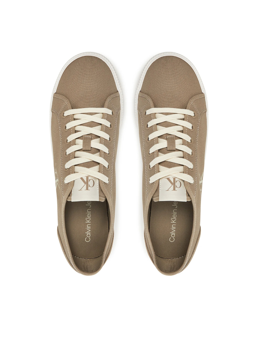 detail Calvin Klein pánske khaki tenisky