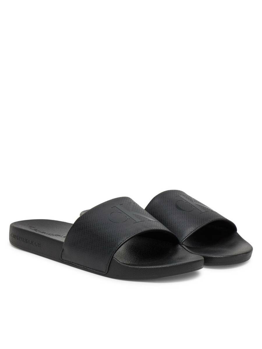 detail Calvin Klein pánske čierne šľapky