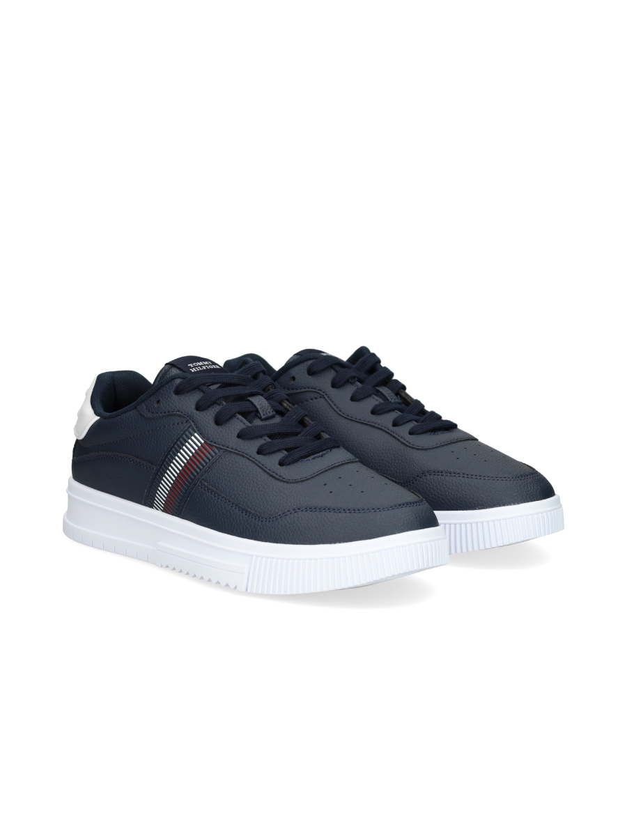 detail Tommy Hilfiger pánske tmavo modré tenisky