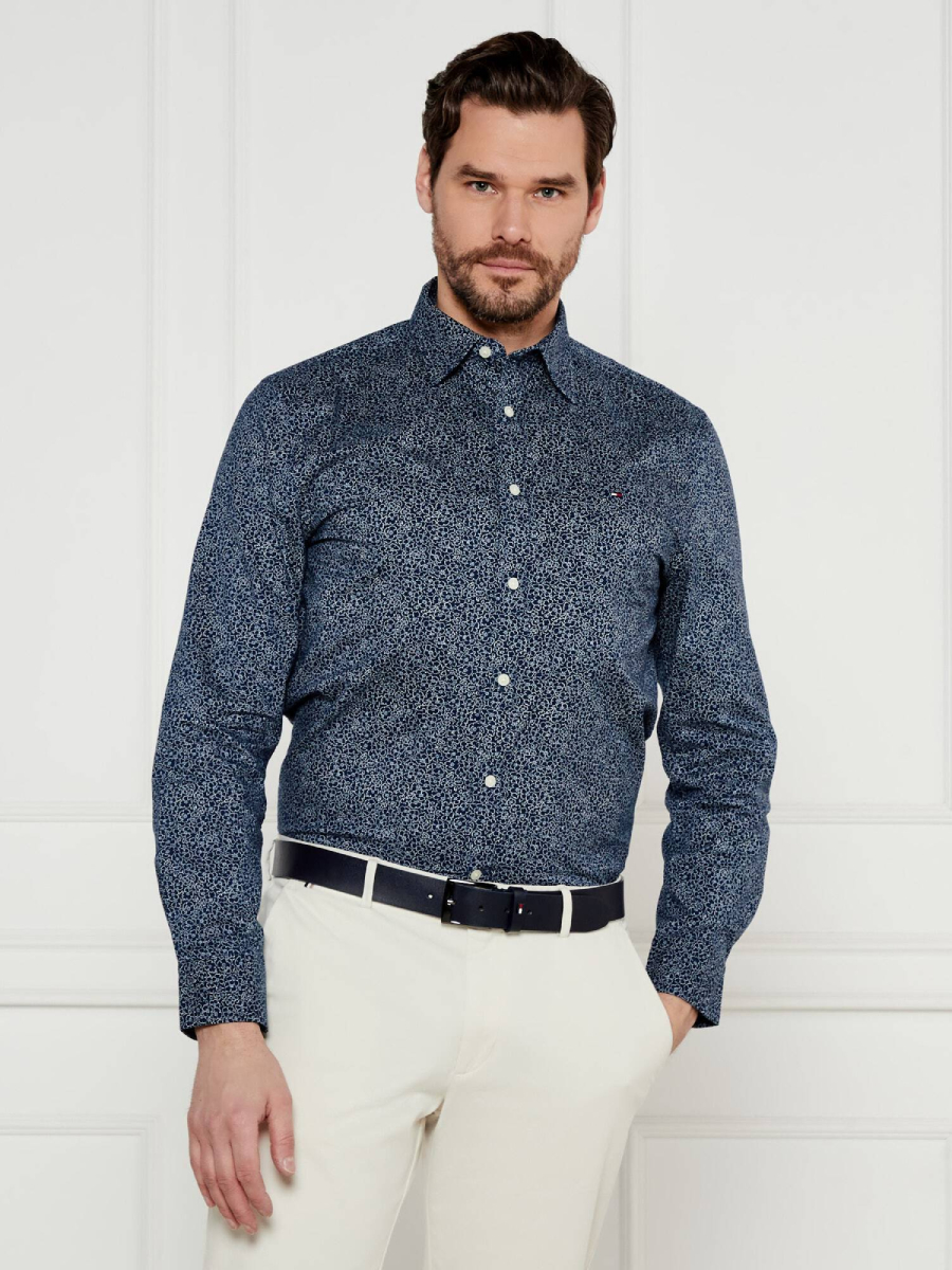 detail Tommy Hilfiger pánska tmavo modrá košeľa