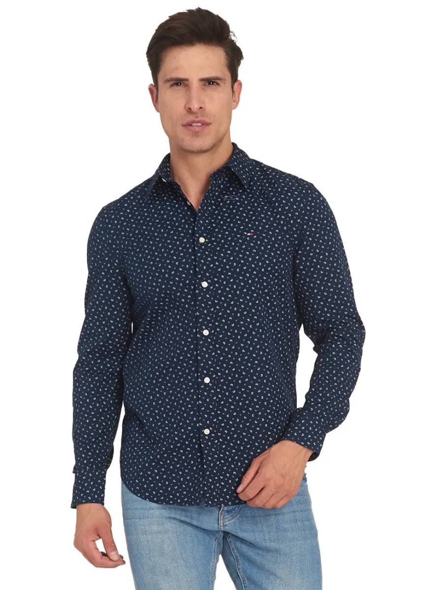 detail Tommy Hilfiger pánska tmavo modrá košeľa