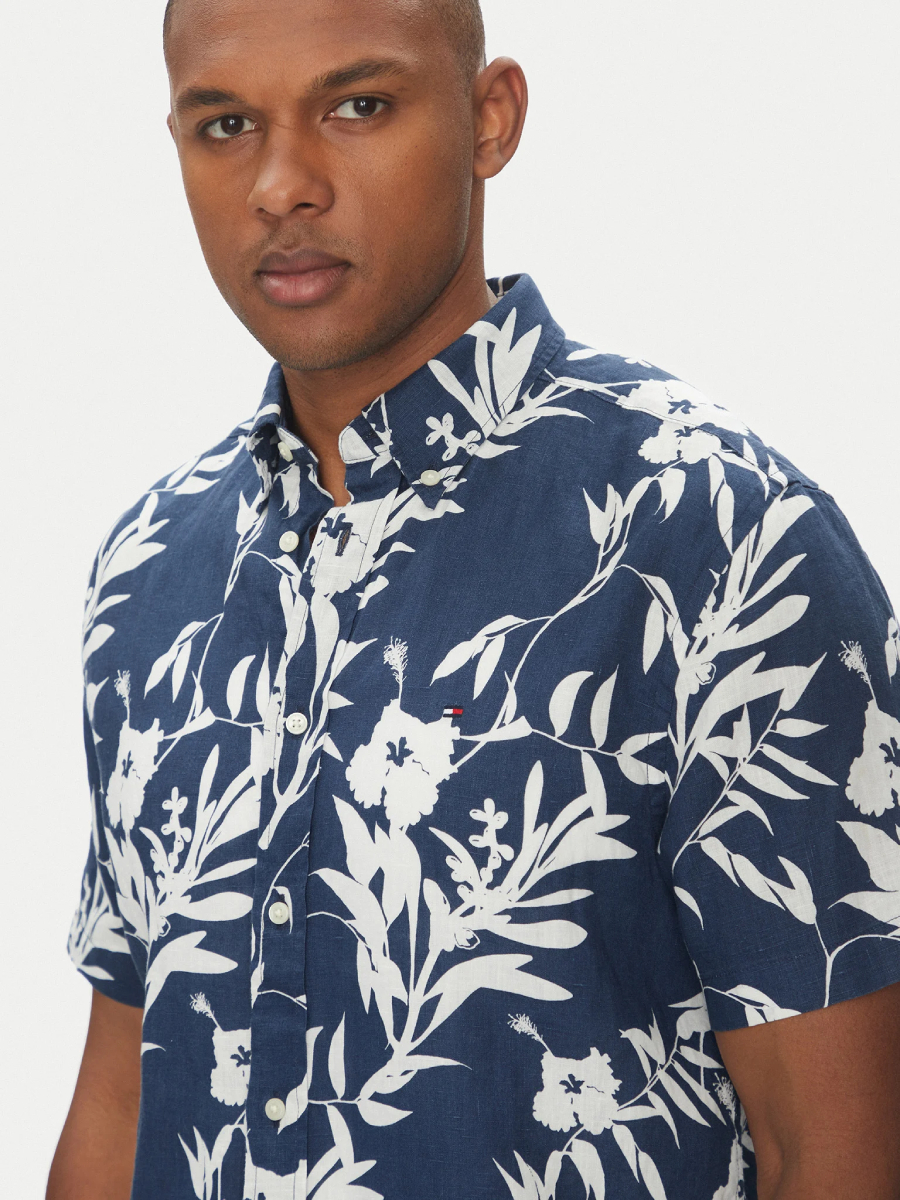 detail Tommy Hilfiger pánska ľanová košeľa s krátkym rukávom