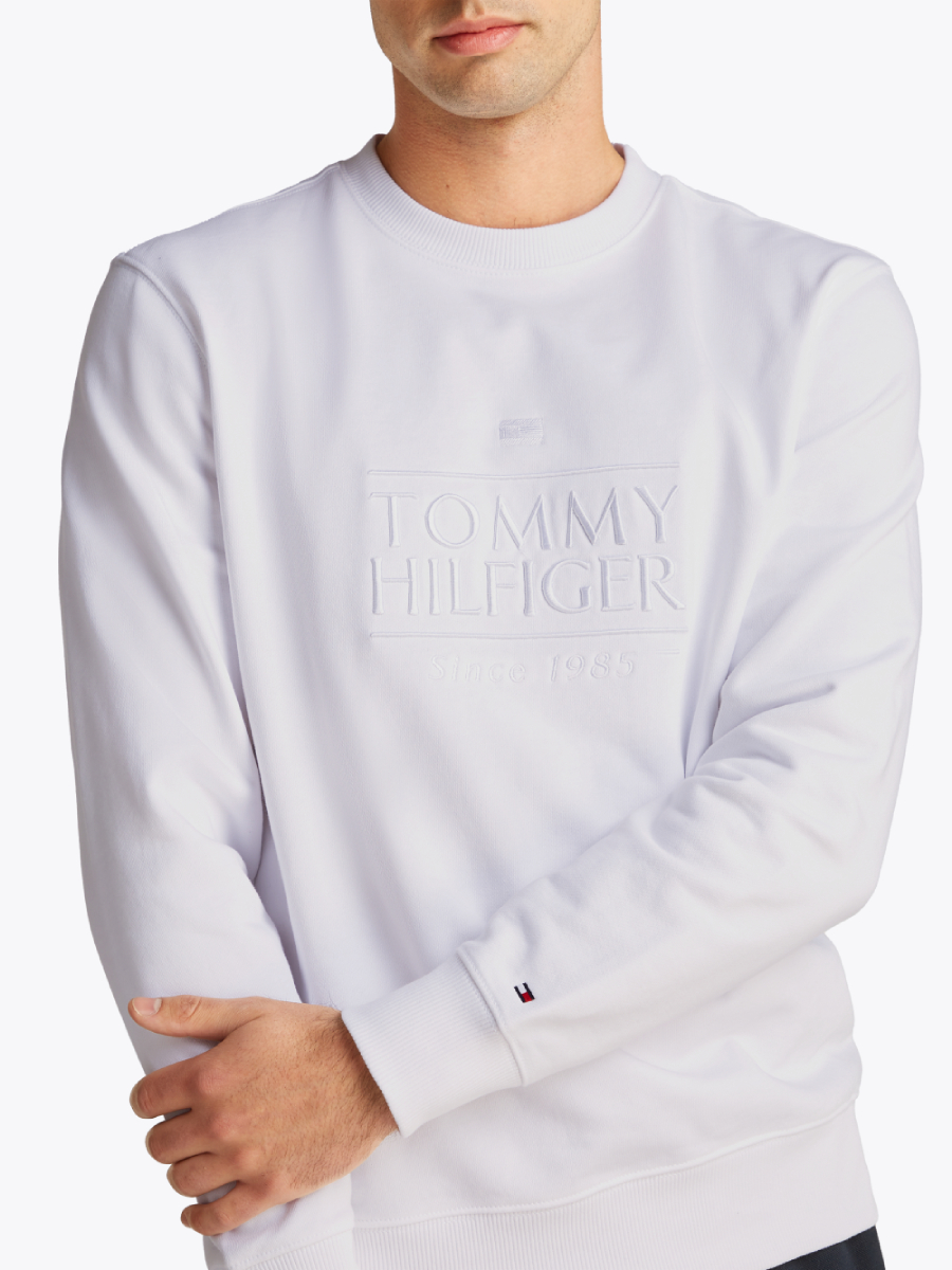 detail Tommy Hilfiger pánska biela mikina