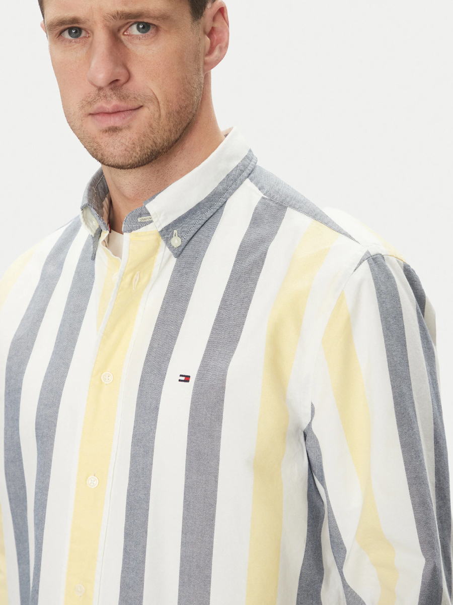 detail Tommy Hilfiger pánska pruhovaná košeľa