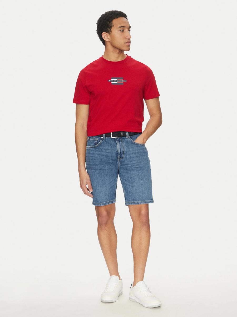 detail Tommy Hilfiger pánske modré džínsové šortky