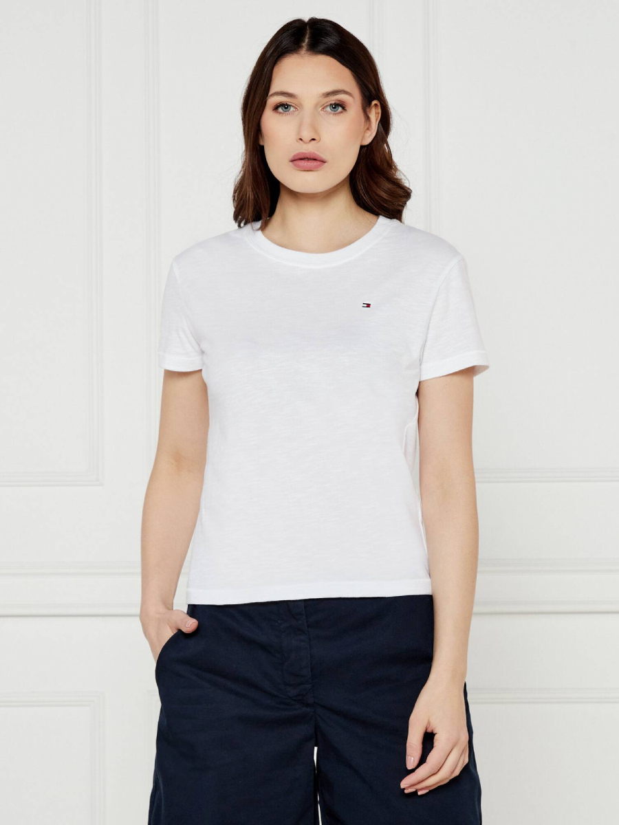 detail Tommy Hilfiger dámske biele tričko