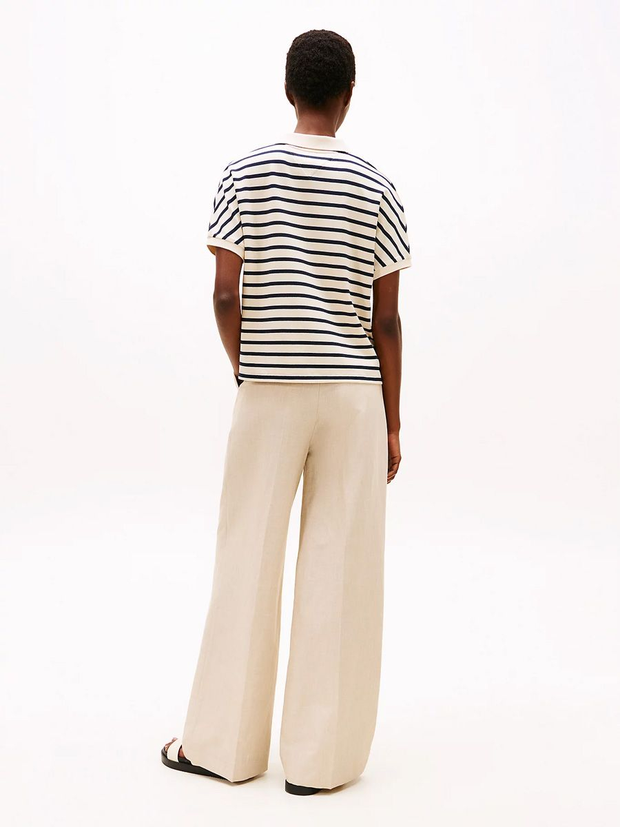 detail Tommy Hilfiger dámske pruhované polo tričko