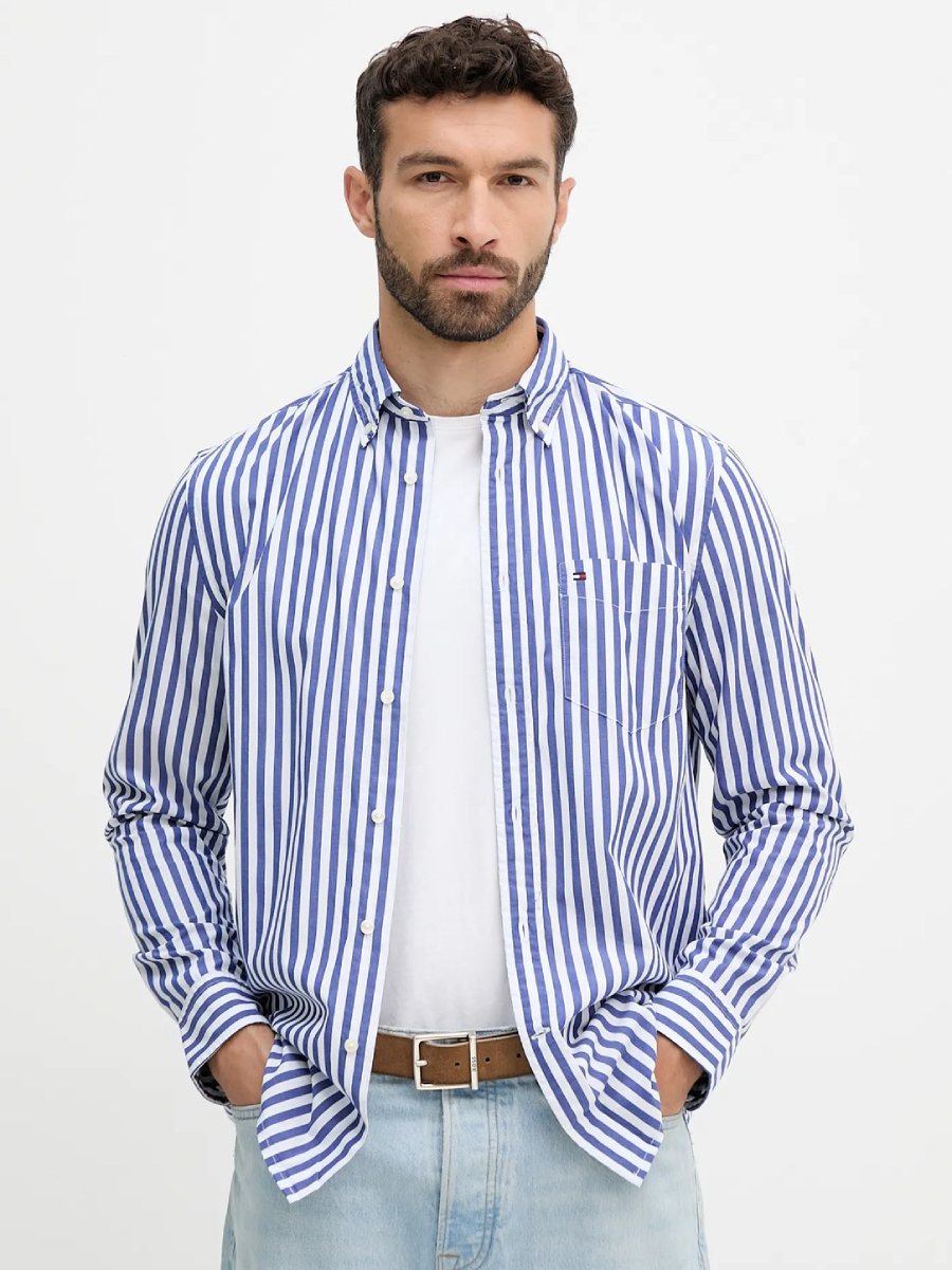 detail Tommy Hilfiger pánska modro biela košeľa