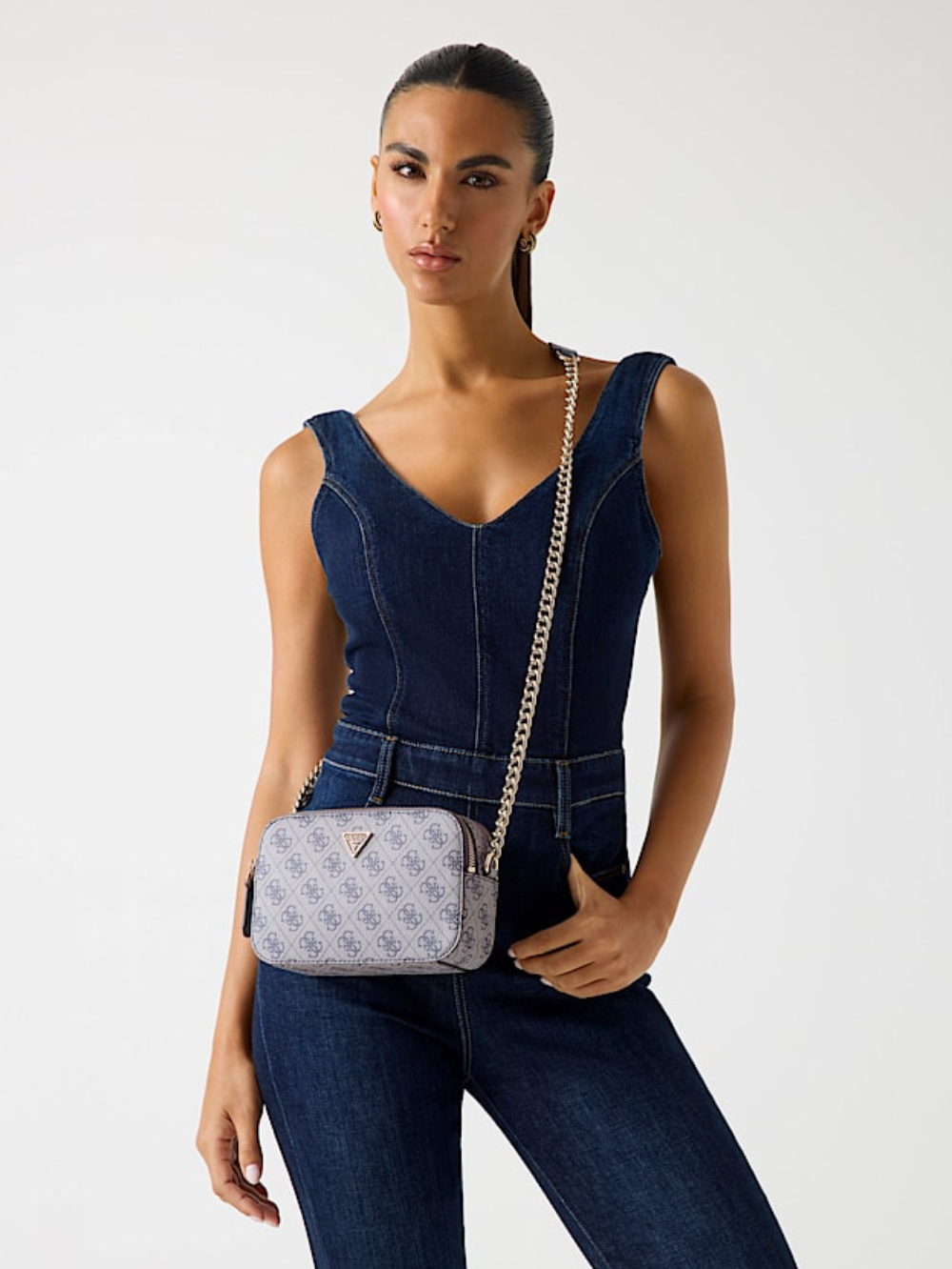 detail Guess dámska modrá kabelka