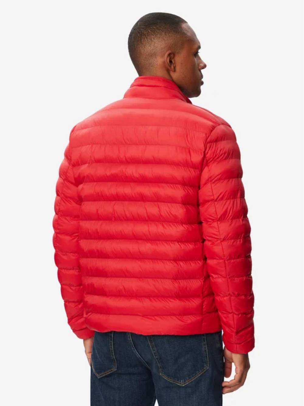 detail Tommy Hilfiger pánska červená bunda