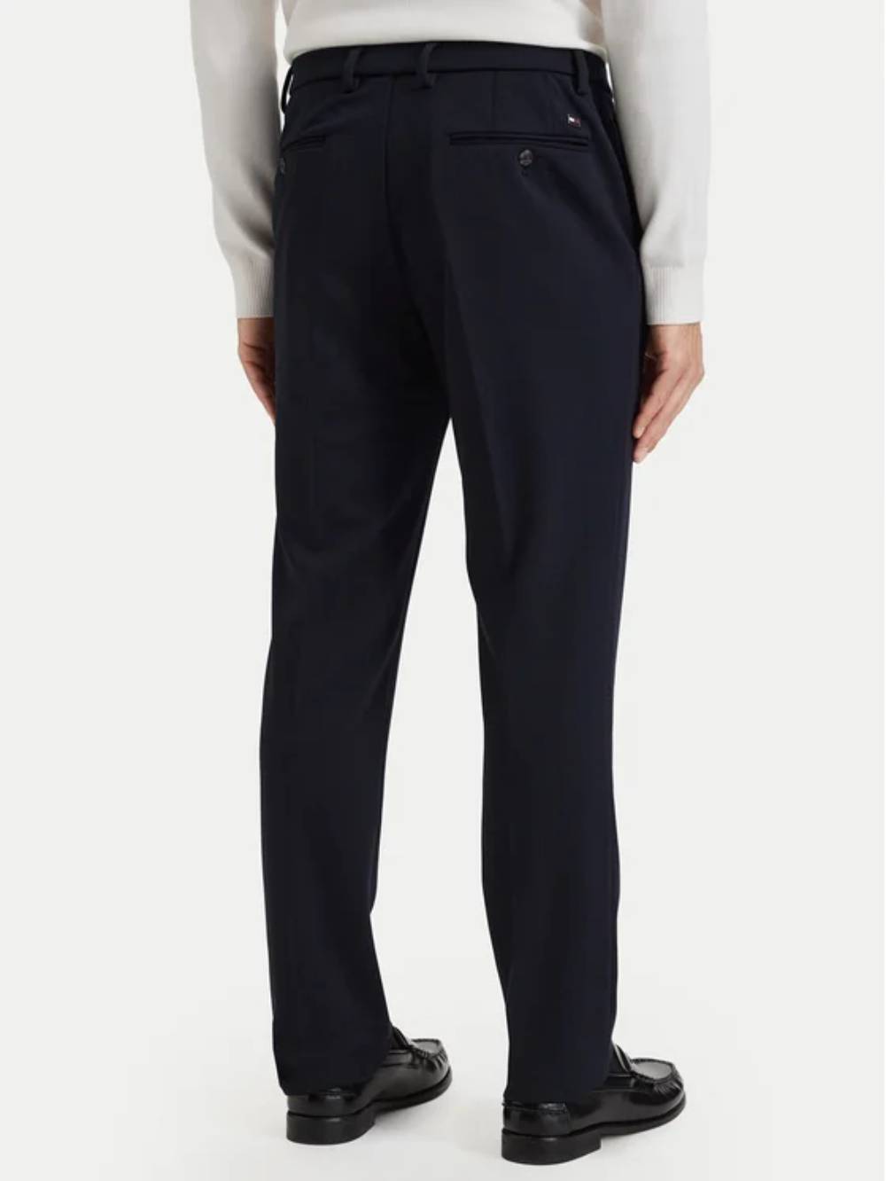 detail Tommy Hilfiger pánske modré nohavice