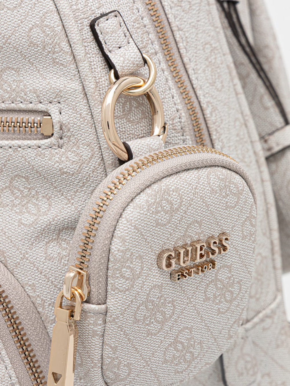 detail Guess dámsky krémový batoh