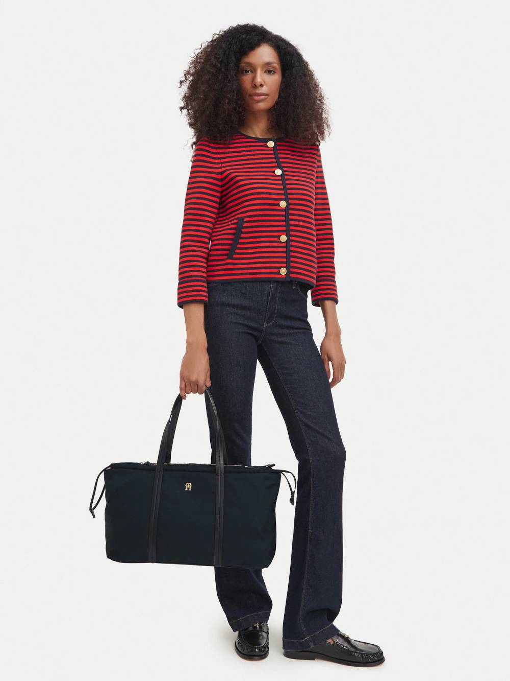 detail Tommy Hilfiger dámska čierna kabelka