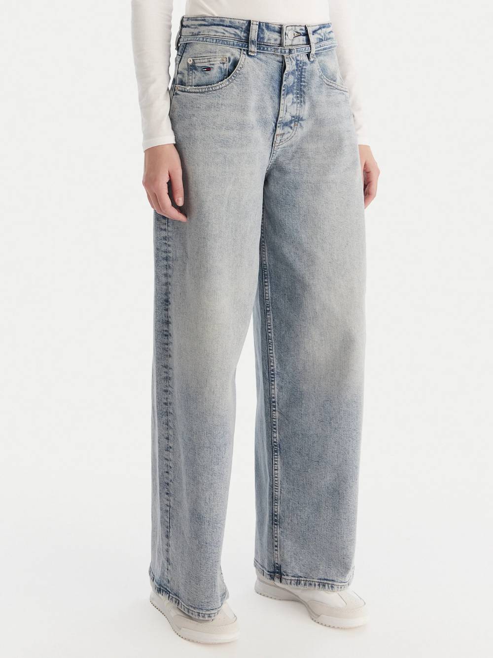 detail Tommy Jeans dámske modré džínsy