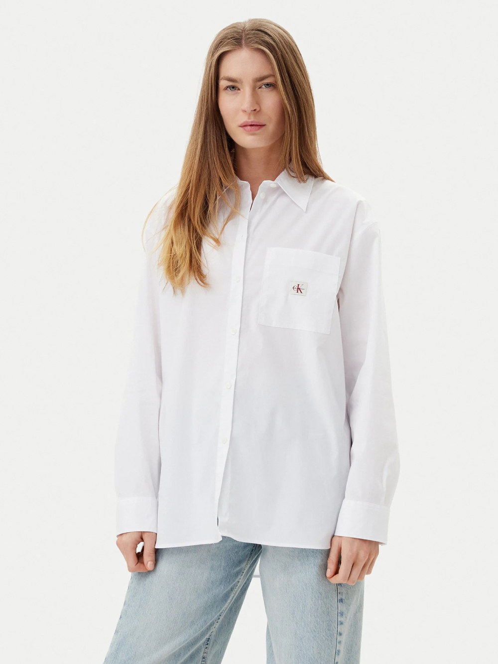 detail Calvin Klein dámska biela košeľa