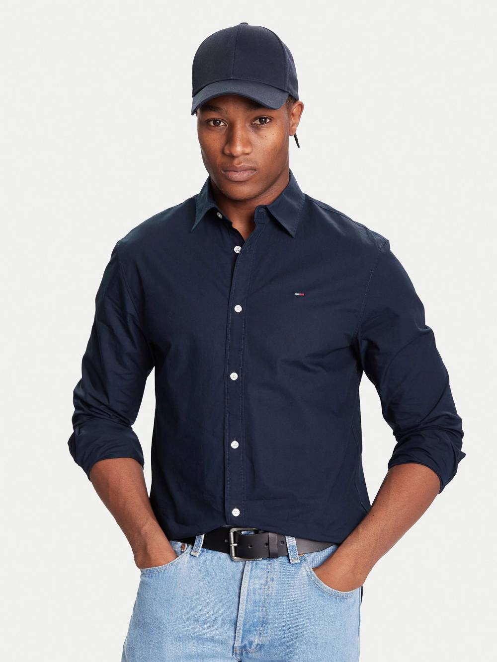 detail TJM REG POPLIN SHIRT