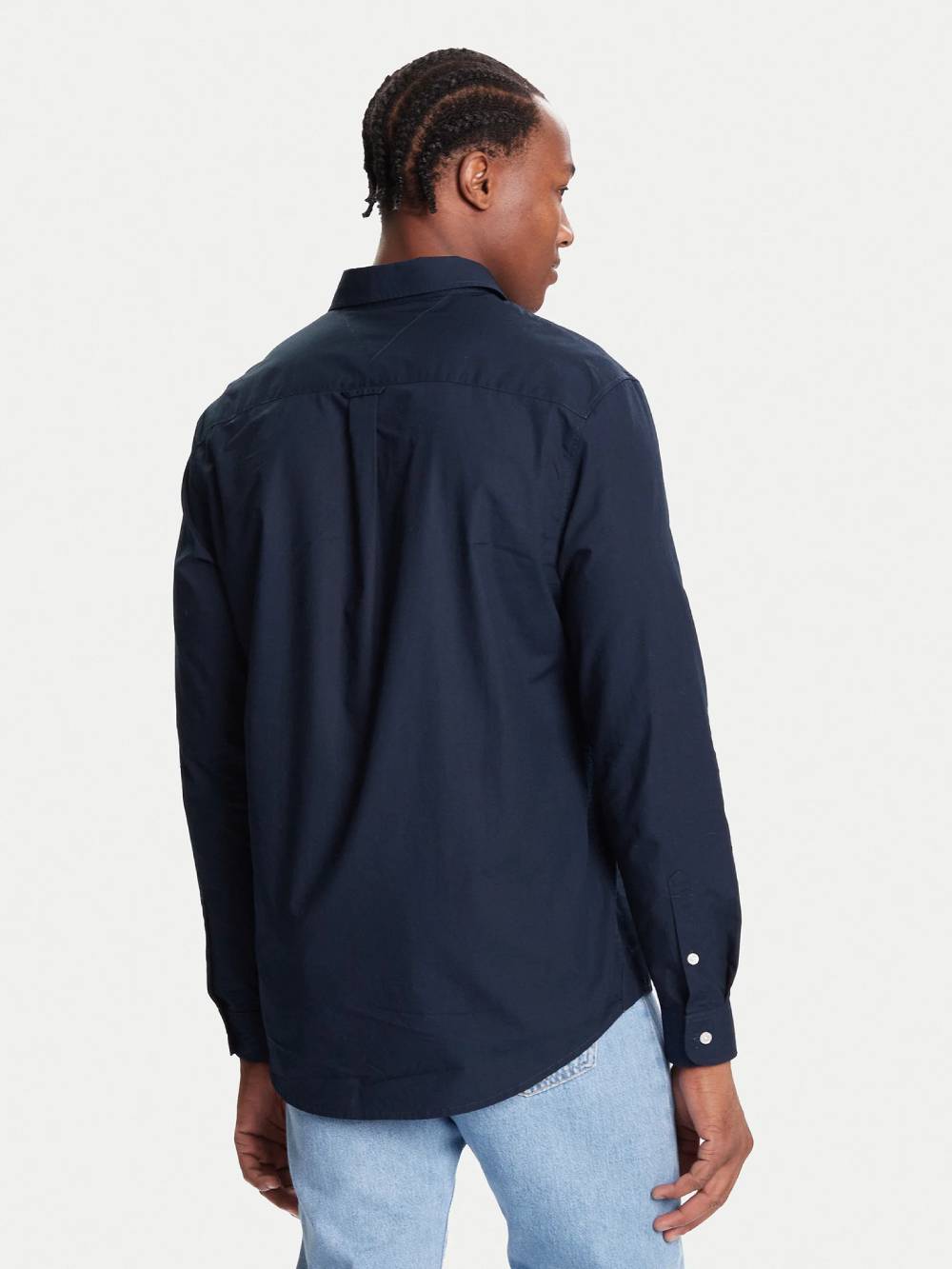 detail TJM REG POPLIN SHIRT