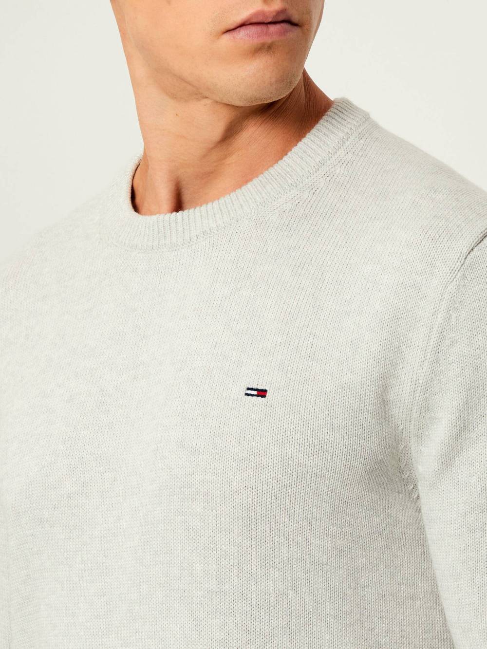 detail TJM SLIM ESS SWEATER EXT