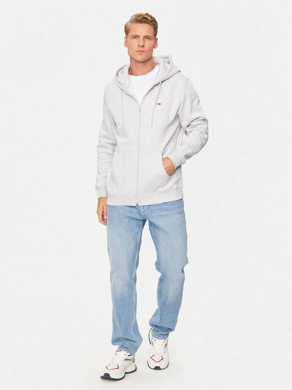 detail TJM REG S FLAG ZIP THRU