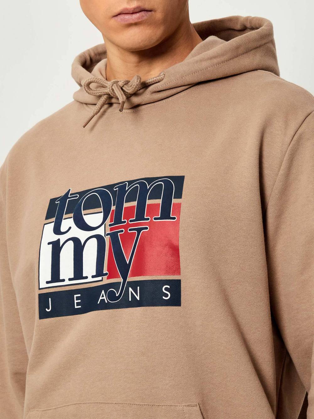 detail TJM REG RWB FLAG HOODIE EXT