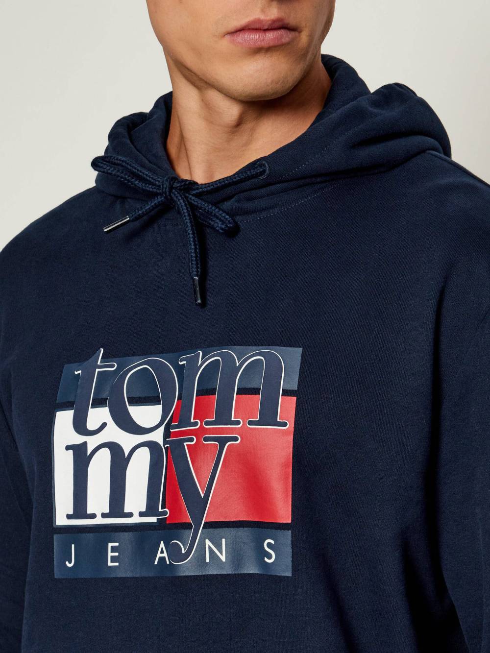 detail TJM REG RWB FLAG HOODIE EXT