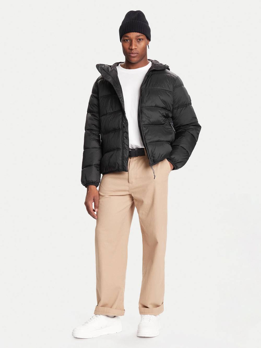detail TJM HOODED LOGO PUFFER EXT