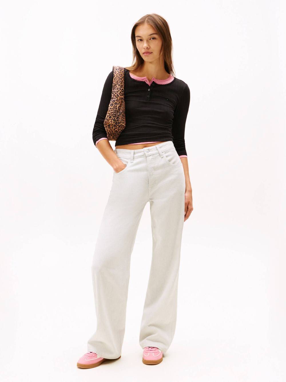 detail TJW SLIM SH IRREGULAR RIB LS