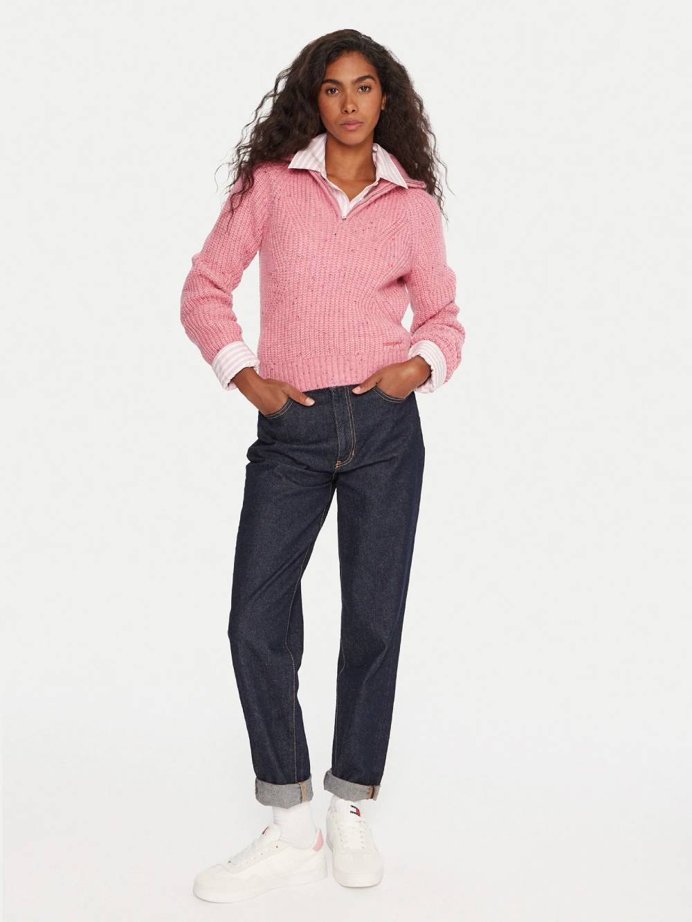 detail TJW NEP 1/4 ZIP SWEATER