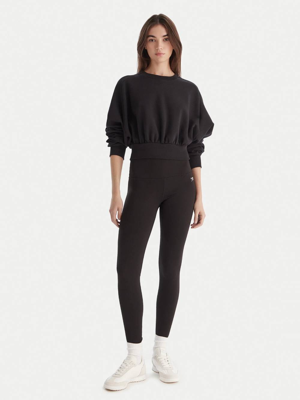 detail TJW SILVER SCRIPT LEGGINGS