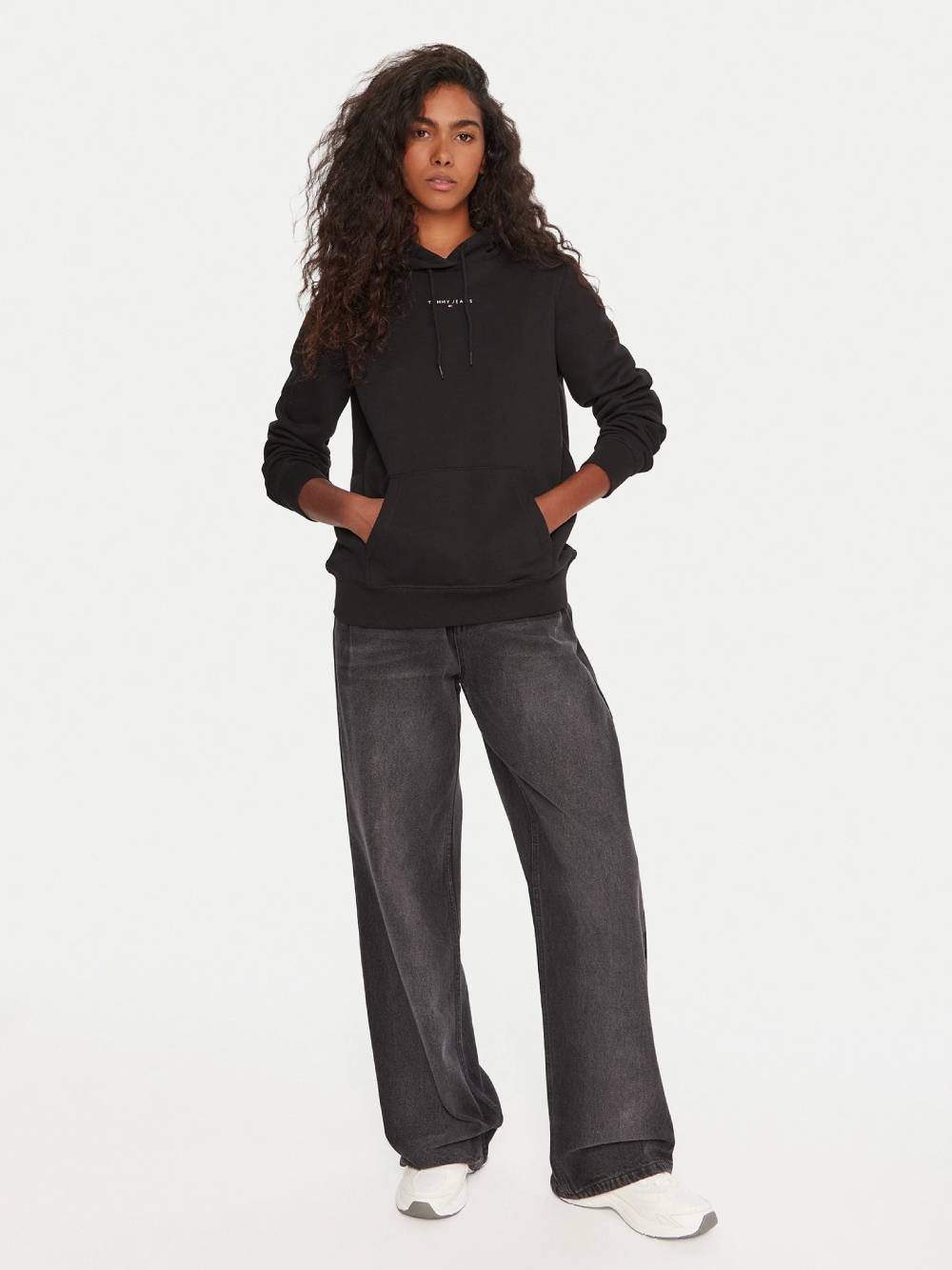 detail TJW REG LINEAR HOODIE EXT
