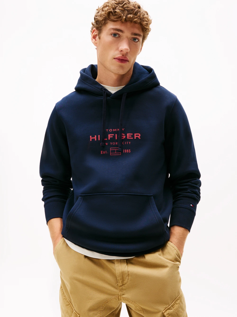 detail Tommy Hilfiger pánska tmavo modrá mikina
