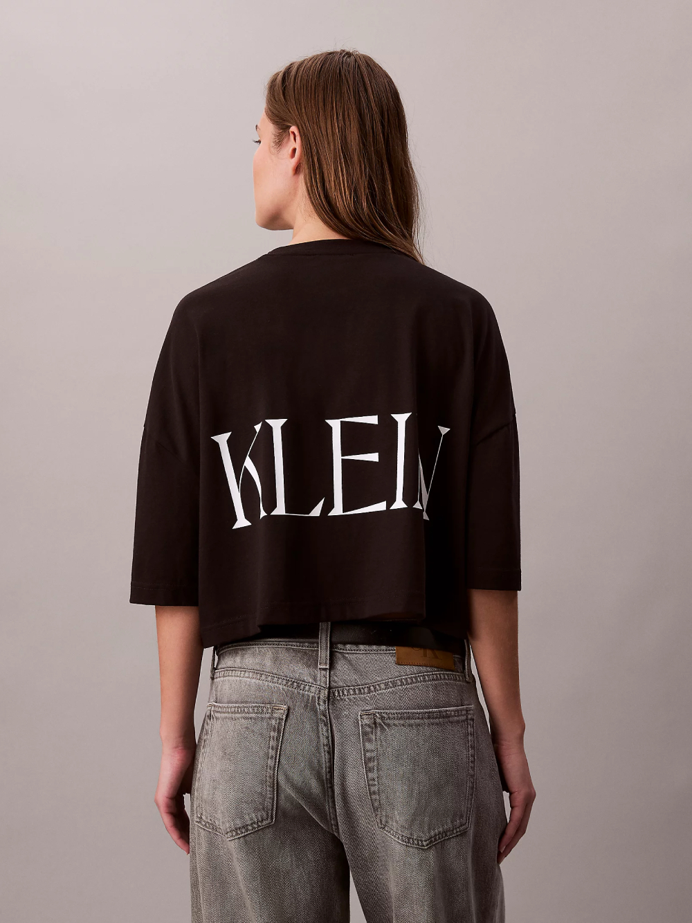 detail Calvin Klein dámsky čierny top