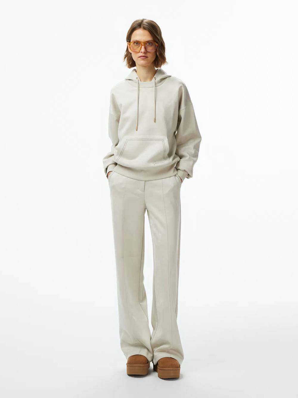 detail Guess dámske béžové nohavice