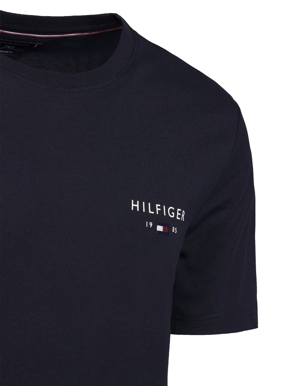 detail Tommy Hilfiger pánske tmavo modré tričko