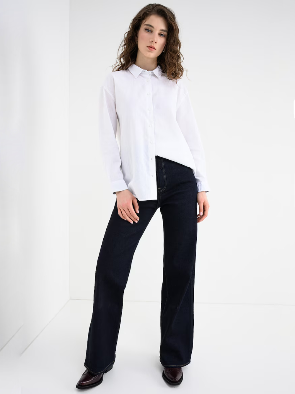 detail Pepe Jeans dámska biela košeľa
