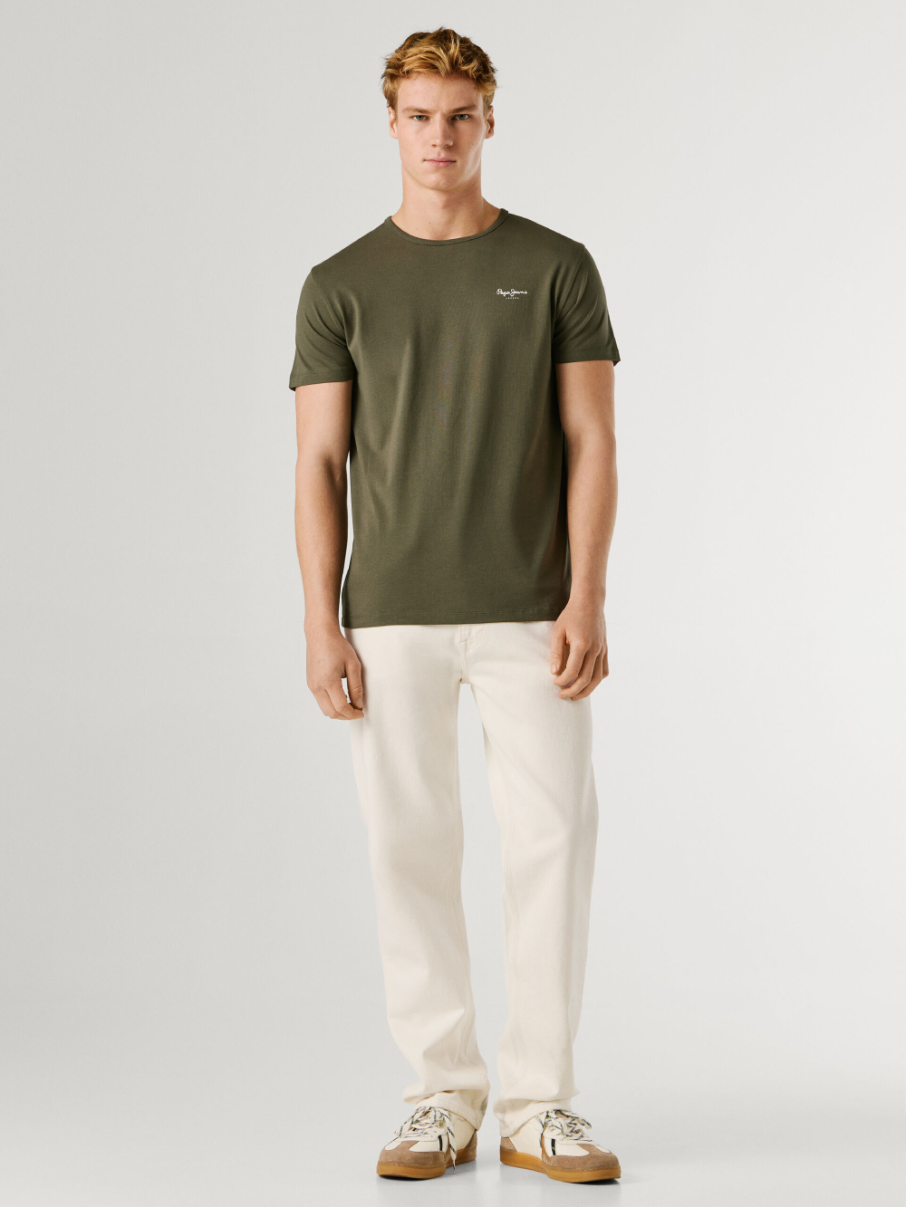 detail Pepe Jeans pánske khaki tričko
