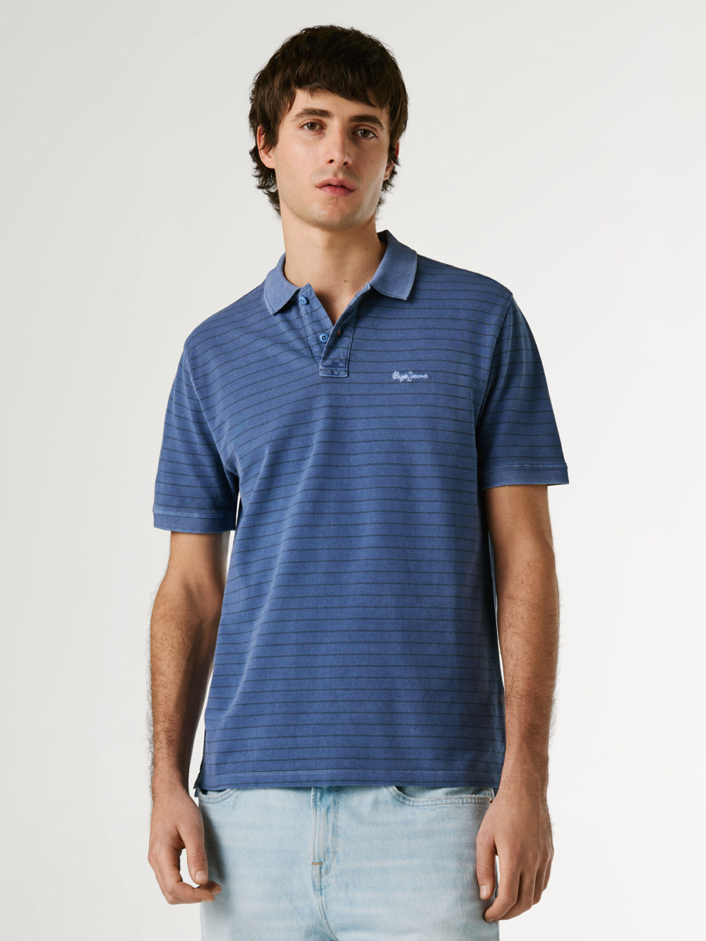 detail Pepe Jeans pánske modré polo tričko