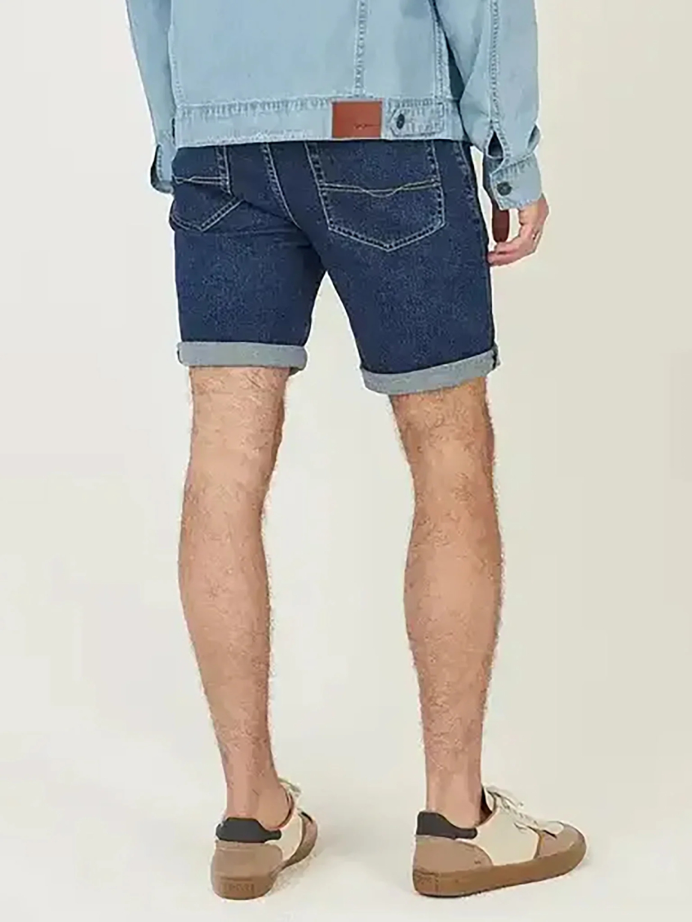 detail Pepe Jeans pánske modré džínsové kraťasy