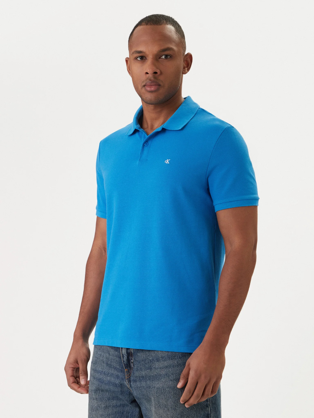 detail Calvin Klein pánske modré polo tričko