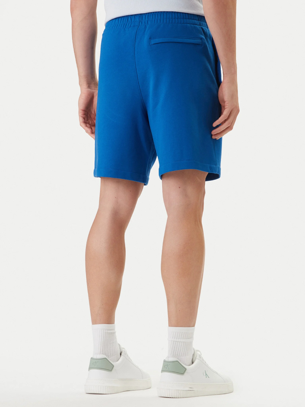 detail Calvin Klein pánske modré šortky