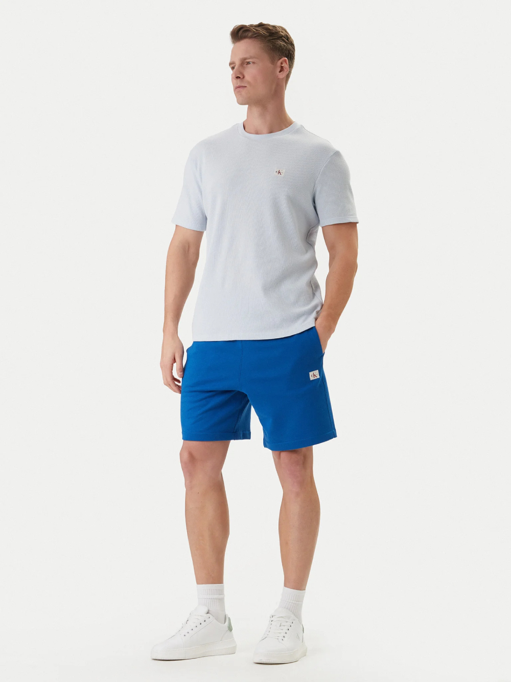 detail Calvin Klein pánske modré šortky