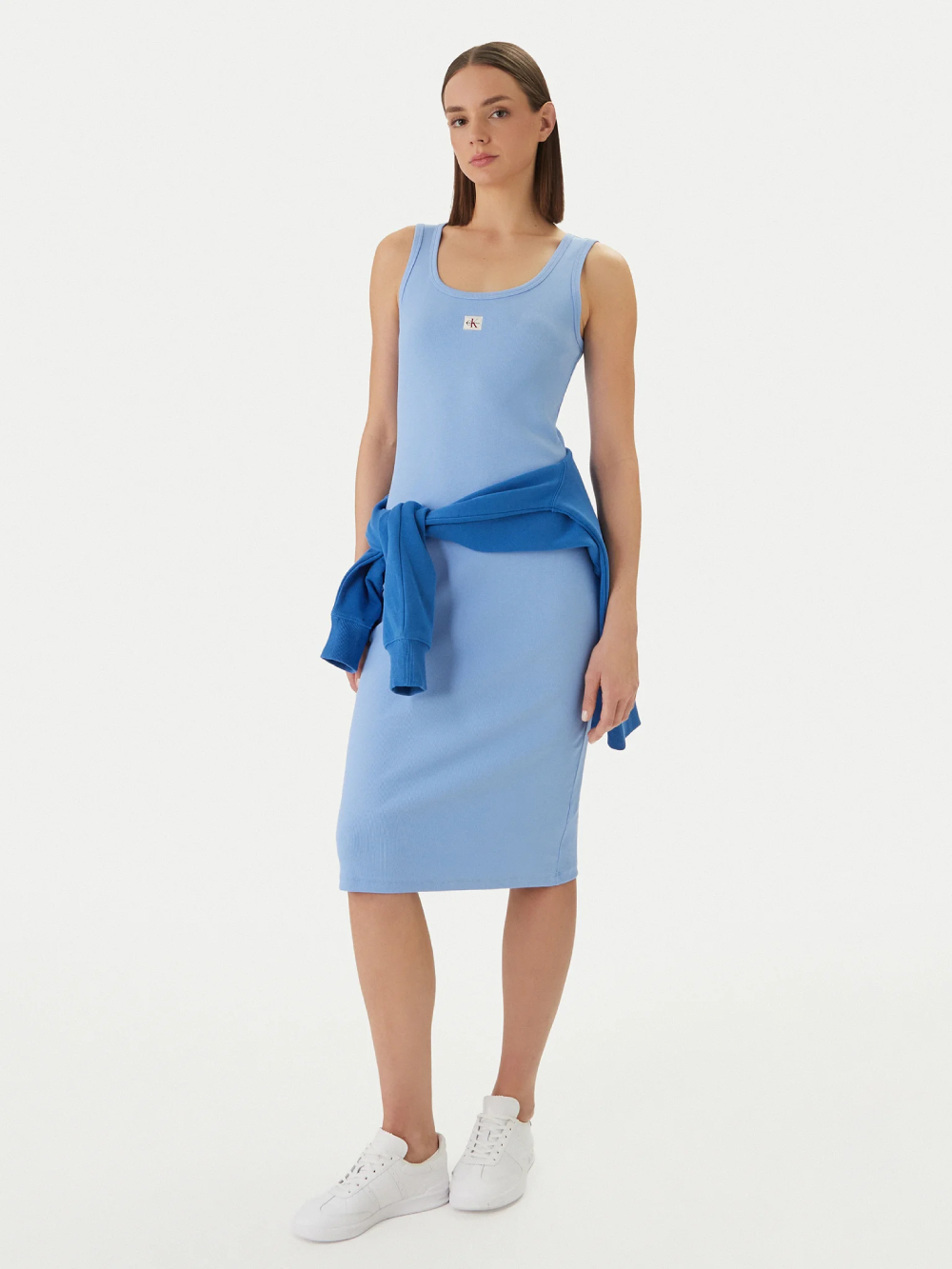detail Calvin Klein dámske modré šaty
