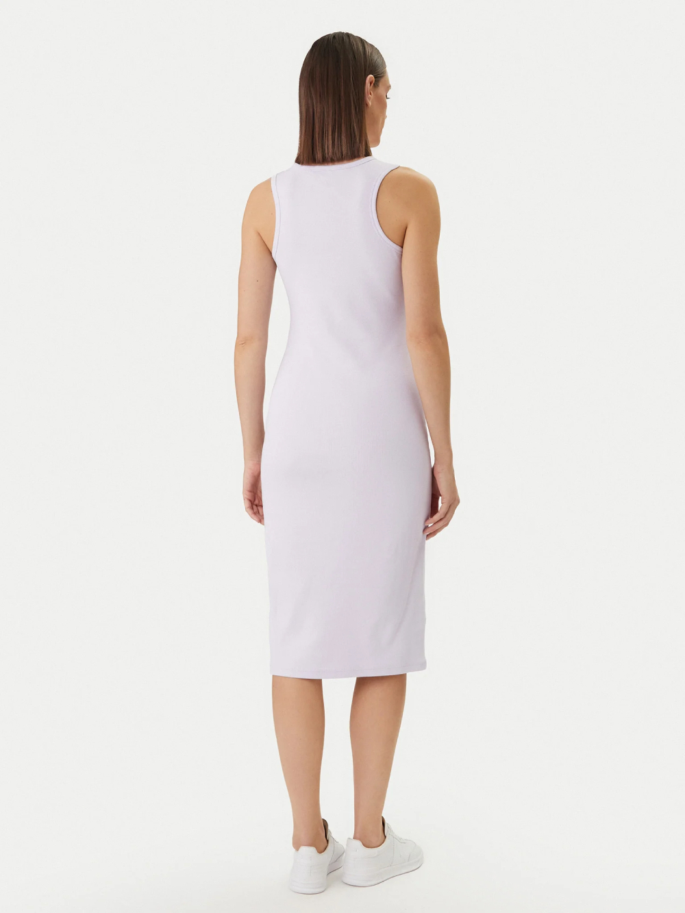 detail Calvin Klein dámske fialové šaty