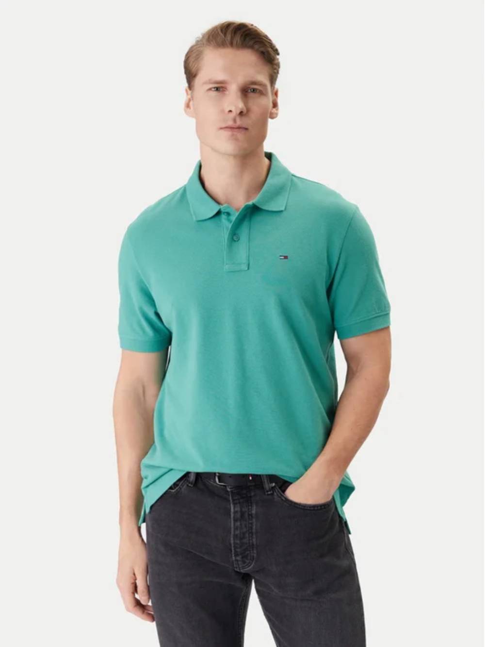 detail Tommy Jeans pánské zelené polo tričko