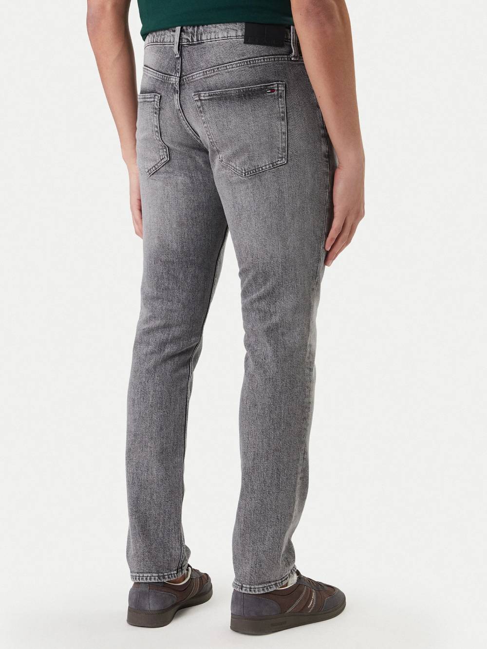 detail Tommy Jeans pánske šedé džínsy