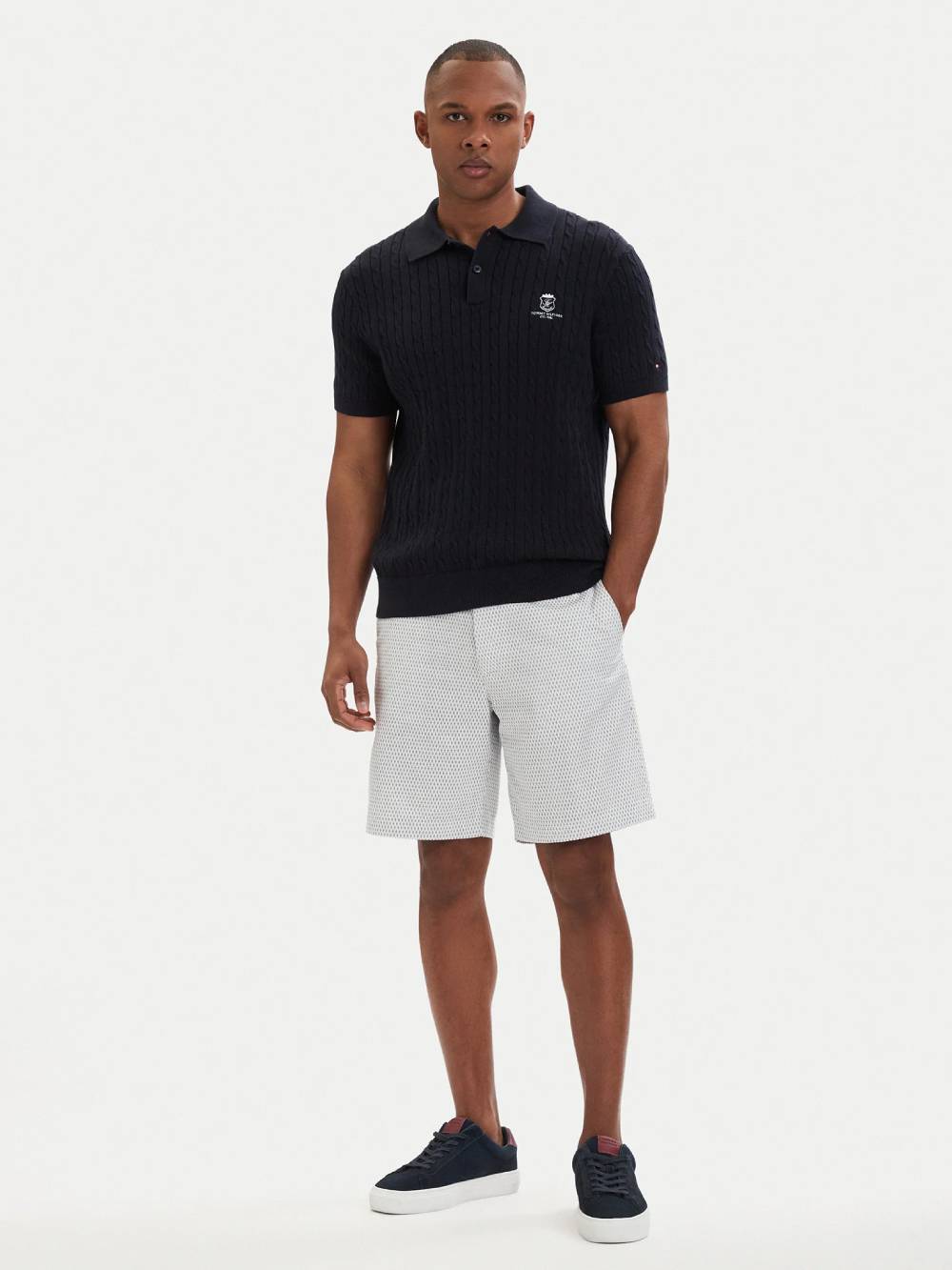 detail Tommy Hilfiger pánske biele kraťasy