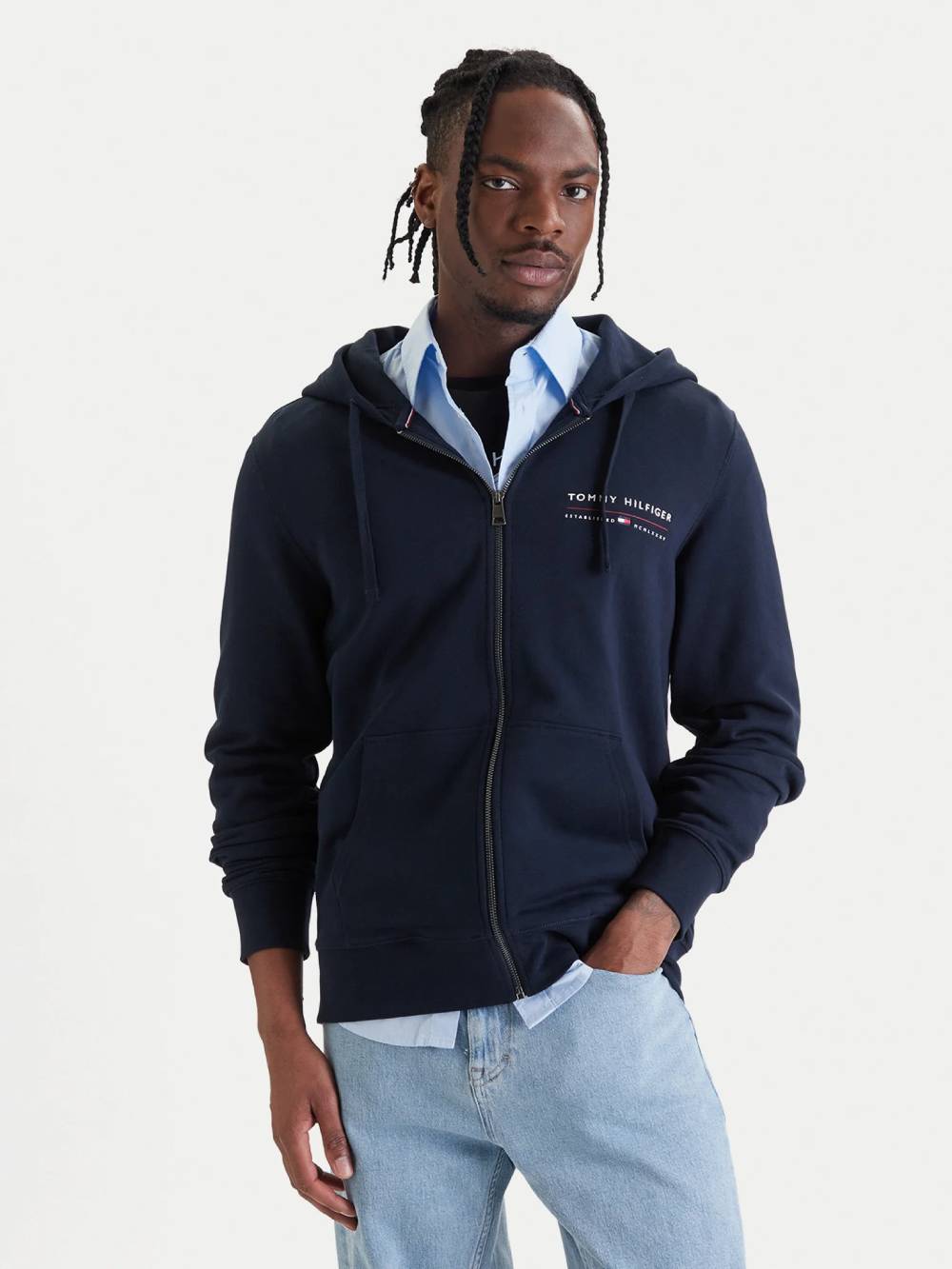 detail Tommy Hilfiger pánska tmavo modrá mikina